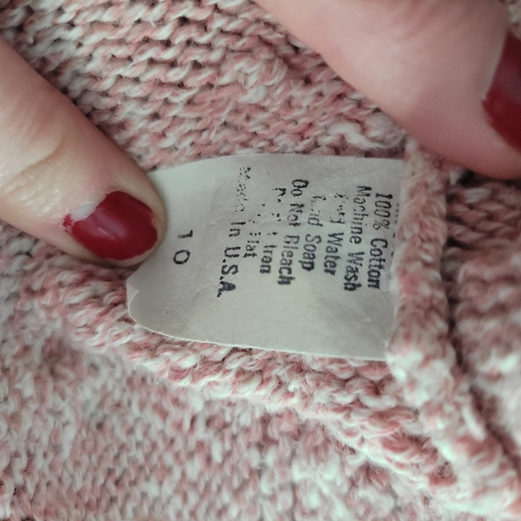 Vintage 80s Oversized Pink Sweater - Picture 7 of 10